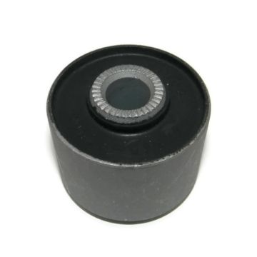 Centrální silentblok předního ramene pro nosník IOD Performance Nissan Patrol Y60/Y61