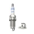 BOSCH Zapalovací svíčka 0 242 240 665 pro Audi A3 8P Seat Ibiza IV Skoda Fabia II VW Volkswagen Golf VI1.2 TSI 1.4 TFSI