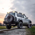 Hliníkový střešní nosič dlouhý bez osvětlení IOD Performance pro Nissan Patrol Y61 LWB