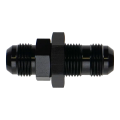 Přímý průchodový adaptér 10AN samec Flare s maticí DeatschWerks