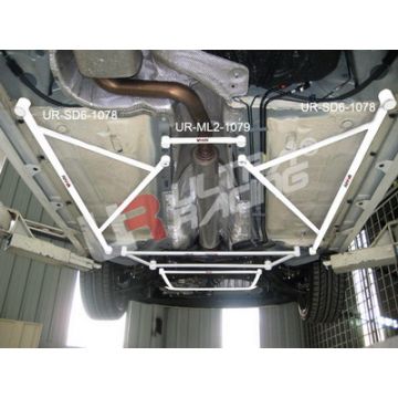 Mid Lower Tiebar Ultra Racing for Ford Focus MK2 2.0 TDCI