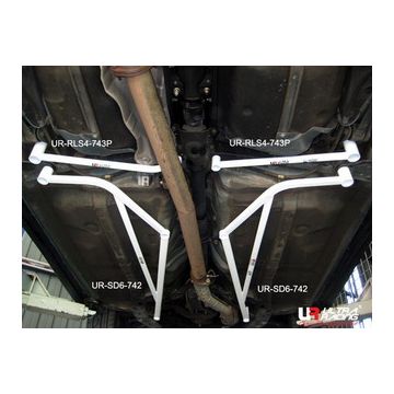 Rear/Side Braces Ultra Racing for Impreza WRX/STI 01-07 GD