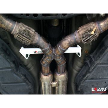 Mid Lower Member Brace Ultra Racing for Nissan 350Z 02-08