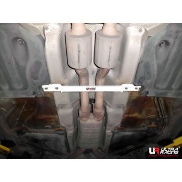 Mid Lower Brace Ultra Racing for Mercedes E-Class 03-06 W211