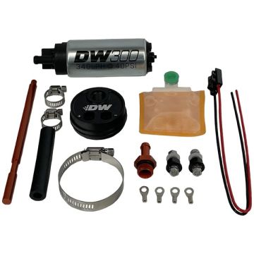 Adaptér čerpadla DeatschWerks do nádrže s palivovým čerpadlem DW300 340 lph pro 2,5litrovou nádrž 