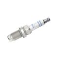 BOSCH Zapalovací svíčka nikl 0 242 235 668 pro Audi AAH AJQ 1.6 1.8 2.6 2.8 BMW M40 M50 M52 Renault D7F K7J 1.2 1.4-3