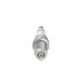 BOSCH Zapalovací svíčka 0 242 240 665 pro Audi A3 8P Seat Ibiza IV Skoda Fabia II VW Volkswagen Golf VI1.2 TSI 1.4 TFSI-5