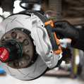 IOD přední Big Brake Kit čtyřpístkové třmeny DBA brzdy pro Nissan Patrol Y61-6