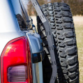 Držák náhradního rezervního kola IOD Performance pro Nissan Patrol Y61-4