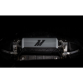 Chladič oleje Mishimoto 12+ BMW F10 F90 M5 / 12-18 F13 M6 stříbrný-7