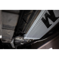 Chladič oleje Mishimoto 12+ BMW F10 F90 M5 / 12-18 F13 M6 stříbrný-8